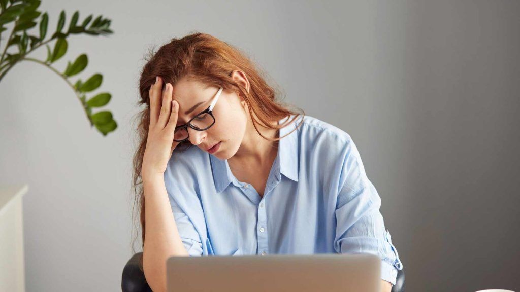 Caída-de-pelo-por-estrés-en-mujeres